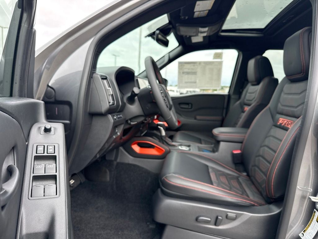 2027 Nissan Frontier Crew Cab 4x4 PRO-4X
