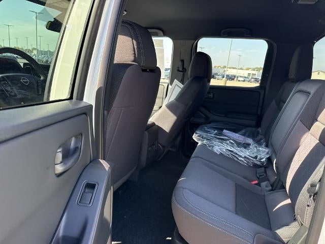 2027 Nissan Frontier Crew Cab 4x4 SV