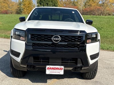 2027 Nissan Frontier Crew Cab 4x4 SV