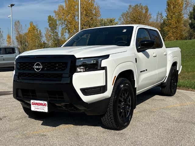 2027 Nissan Frontier Crew Cab 4x4 SV