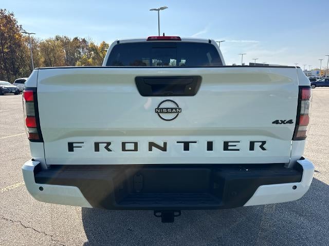 2027 Nissan Frontier Crew Cab 4x4 SV
