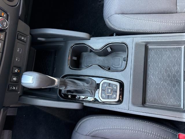 2027 Nissan Frontier Crew Cab 4x4 SV