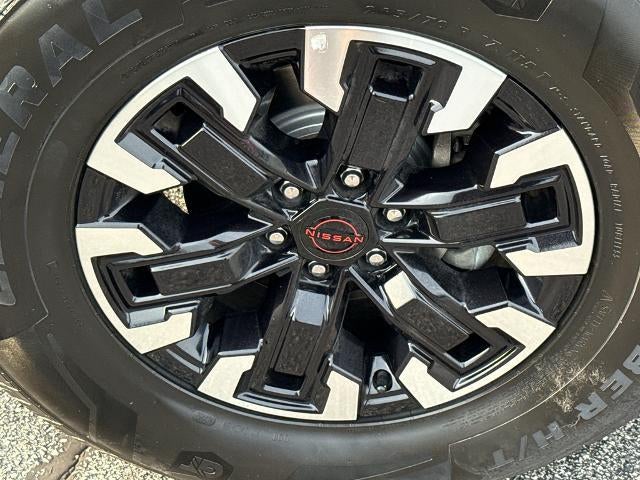 2023 Nissan Frontier Crew Cab 4x4 PRO-4X Auto *Ltd Avail*