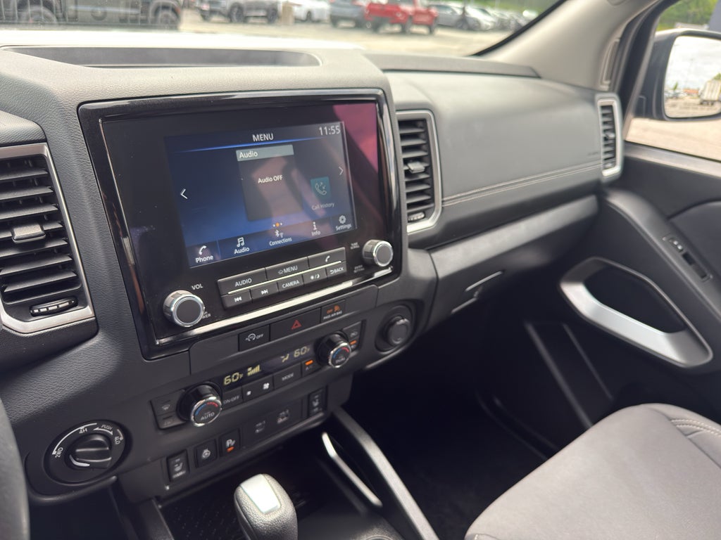 2023 Nissan Frontier Crew Cab 4x4 SV Auto