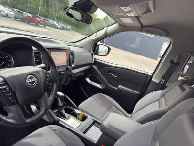 2023 Nissan Frontier Crew Cab 4x4 SV Auto