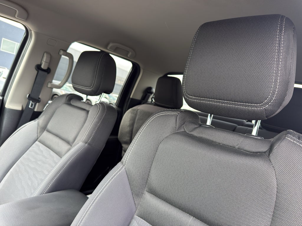 2023 Nissan Frontier Crew Cab 4x4 SV Auto