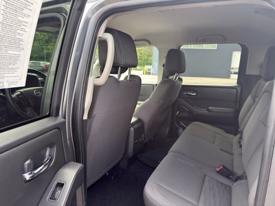2023 Nissan Frontier Crew Cab 4x4 SV Auto
