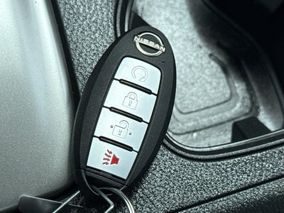 2023 Nissan Frontier Crew Cab 4x4 SV Auto