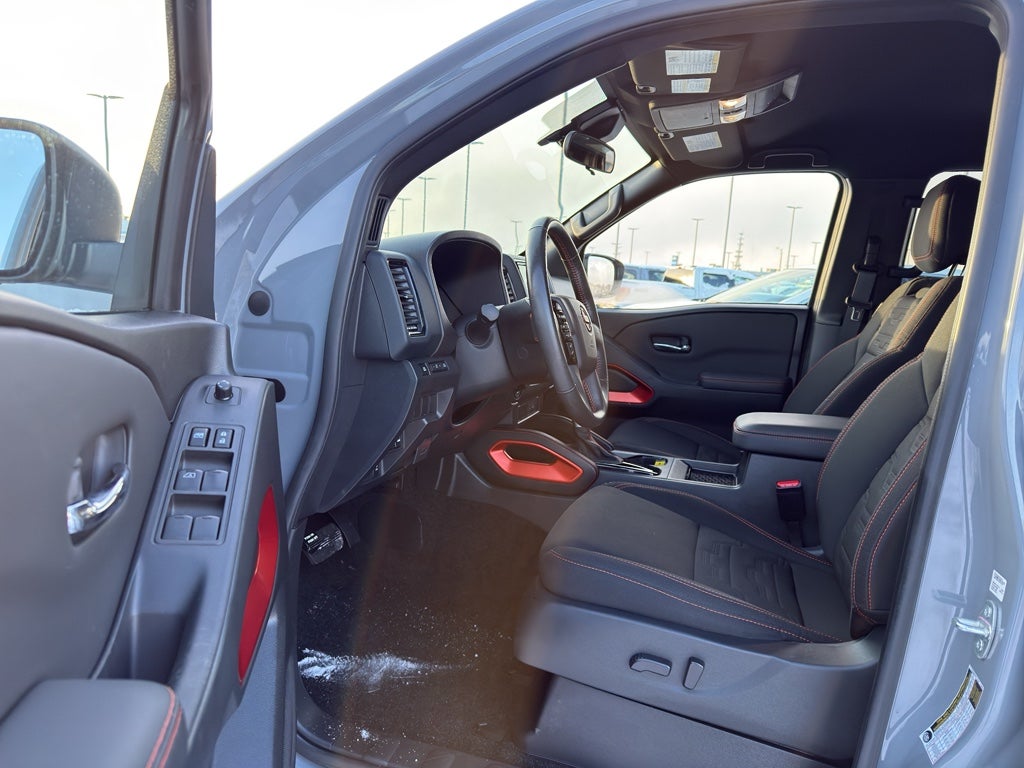 2024 Nissan Frontier Crew Cab 4x4 PRO-4X