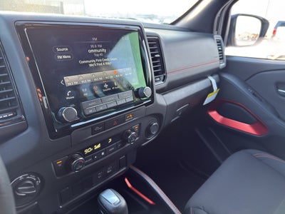 2024 Nissan Frontier Crew Cab 4x4 PRO-4X