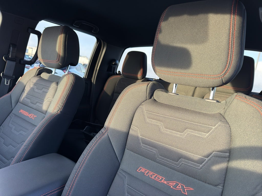 2024 Nissan Frontier Crew Cab 4x4 PRO-4X