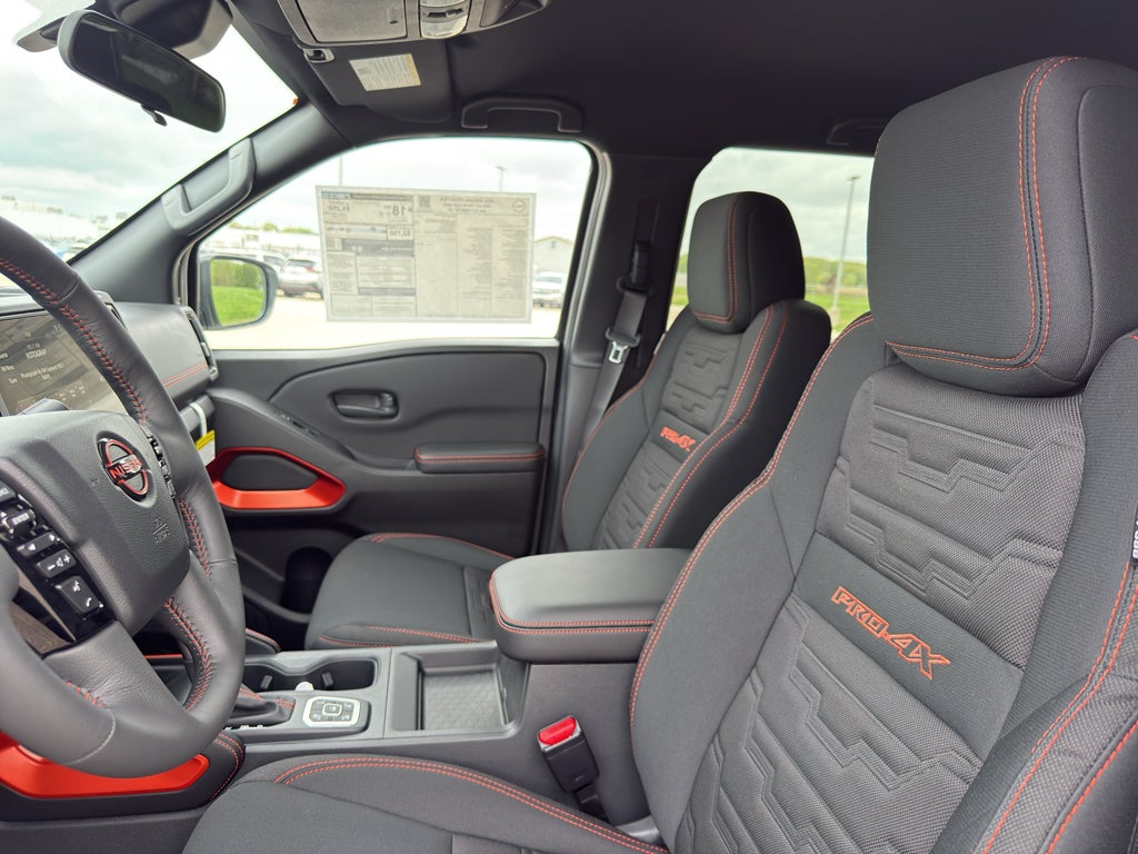 2026 Nissan Frontier Crew Cab 4x4 PRO-4X