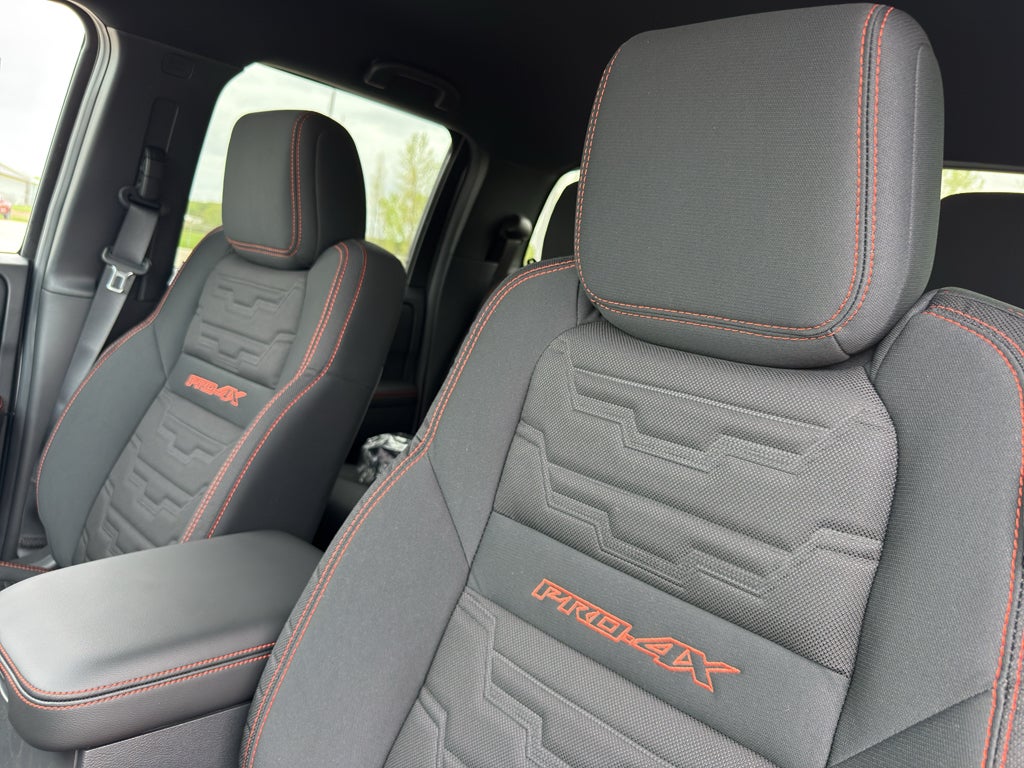 2026 Nissan Frontier Crew Cab 4x4 PRO-4X