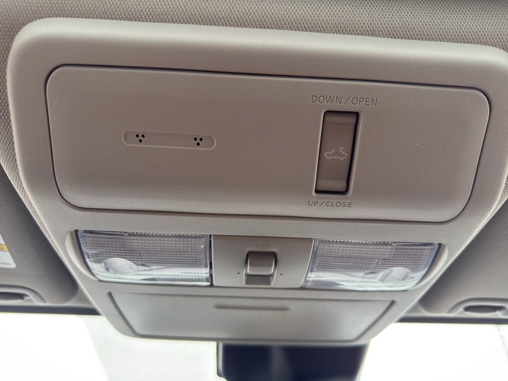 2023 Nissan Frontier Crew Cab 4x4 SV Auto *Ltd Avail*