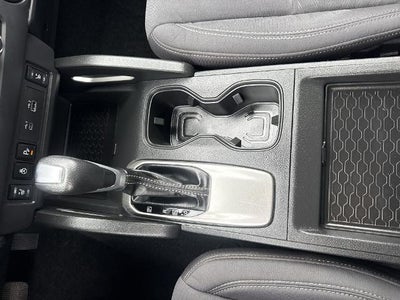 2023 Nissan Frontier Crew Cab 4x4 SV Auto