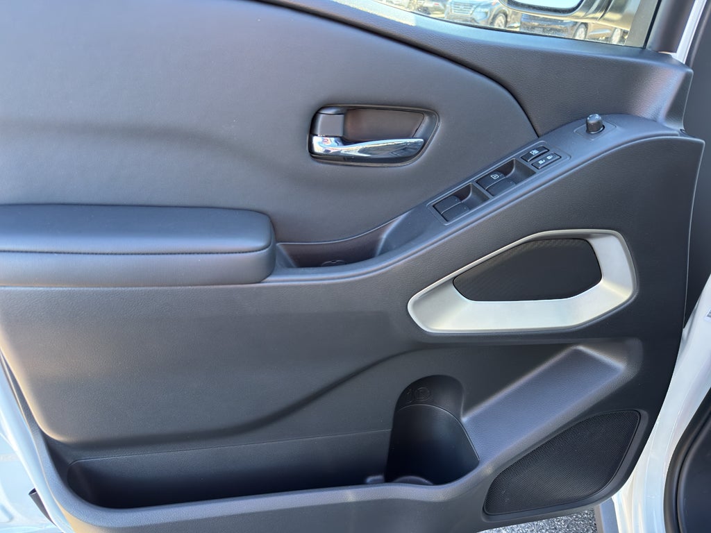 2024 Nissan Frontier Crew Cab 4x4 SV