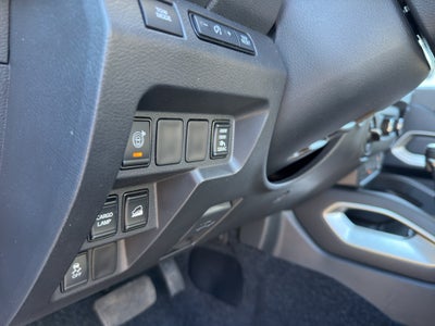 2024 Nissan Frontier Crew Cab 4x4 SV