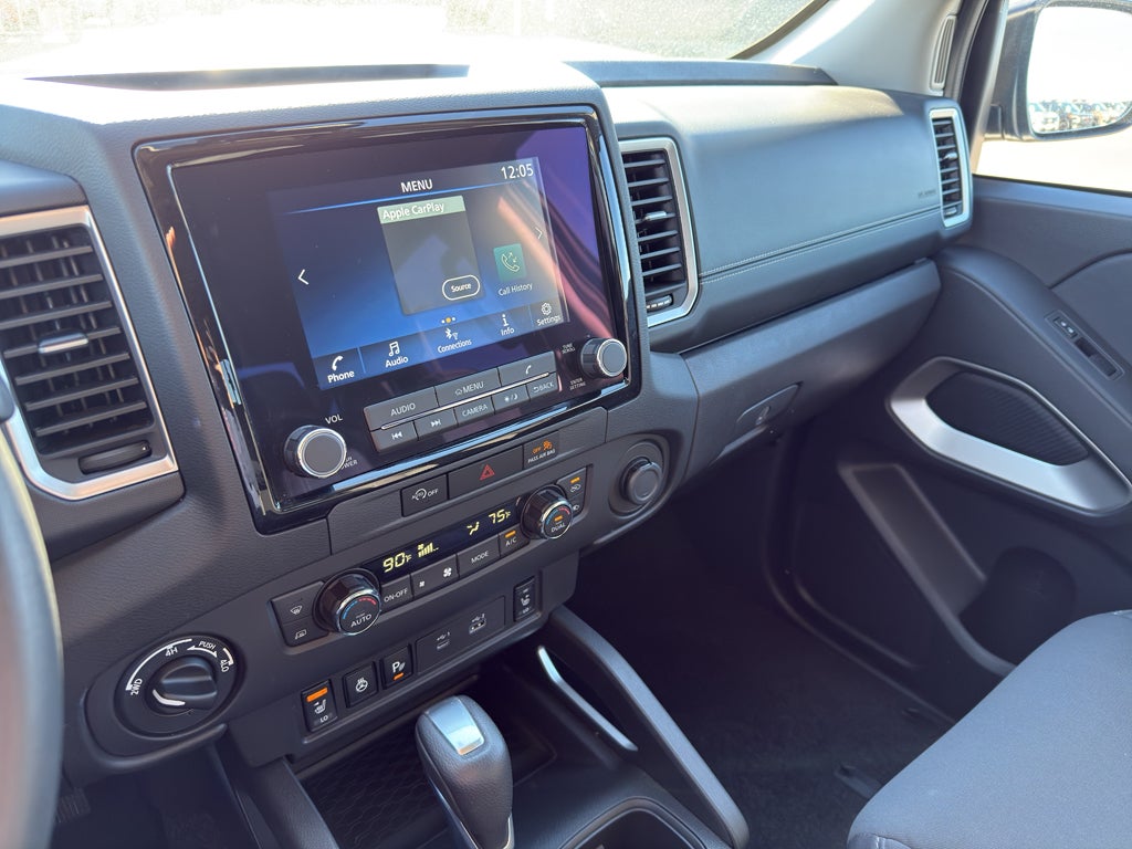 2024 Nissan Frontier Crew Cab 4x4 SV