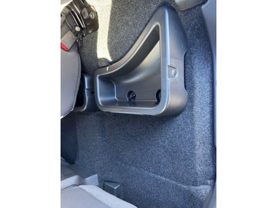 2024 Nissan Frontier Crew Cab 4x4 SV