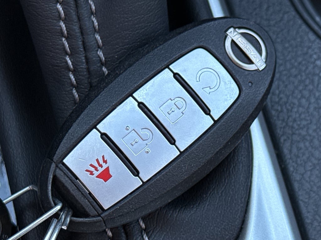 2024 Nissan Frontier Crew Cab 4x4 SV