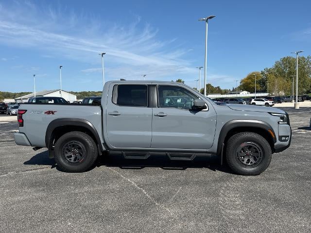 2025 Nissan Frontier Crew Cab 4x4 PRO-4X