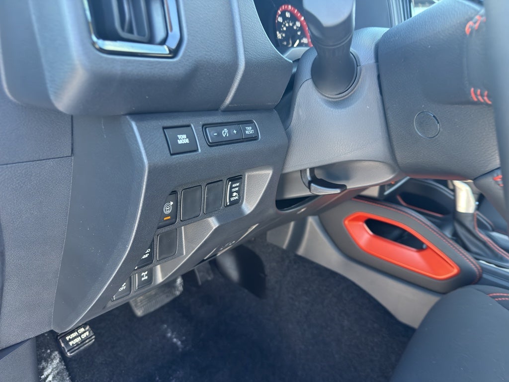 2026 Nissan Frontier Crew Cab 4x4 PRO-4X