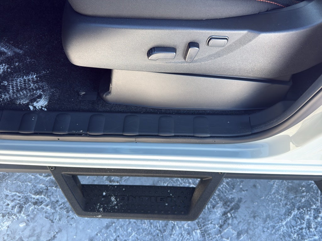 2026 Nissan Frontier Crew Cab 4x4 PRO-4X