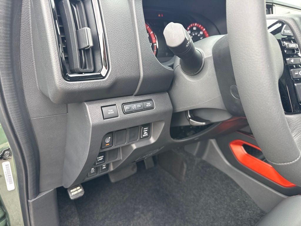 2027 Nissan Frontier Crew Cab 4x4 PRO-4X