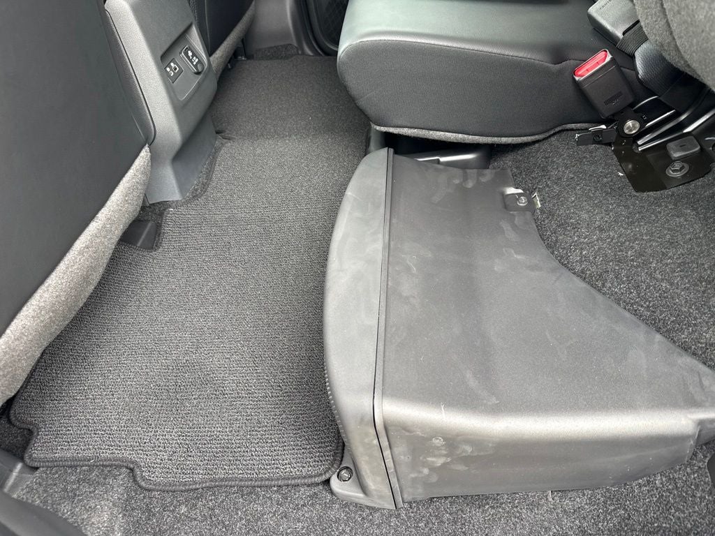 2027 Nissan Frontier Crew Cab 4x4 PRO-4X