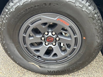 2027 Nissan Frontier Crew Cab 4x4 PRO-4X