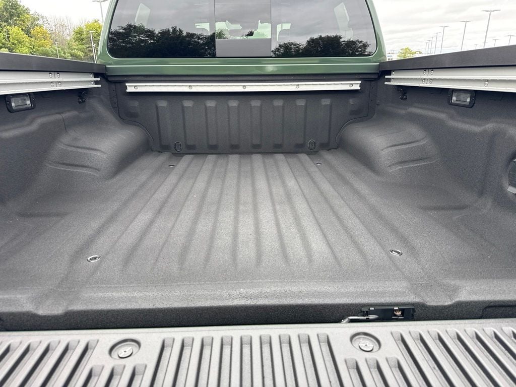 2027 Nissan Frontier Crew Cab 4x4 PRO-4X