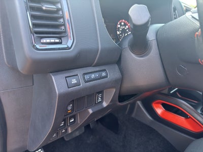 2022 Nissan Frontier Crew Cab 4x4 PRO-4X Auto