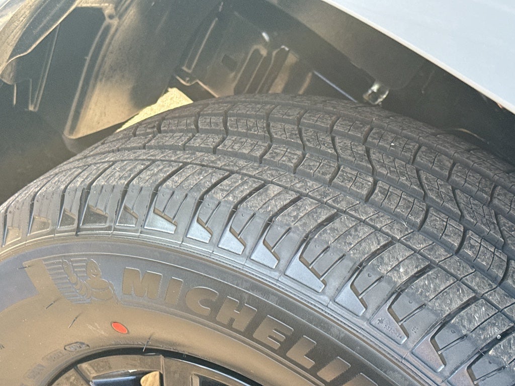 2026 Nissan Frontier Crew Cab 4x4 SV