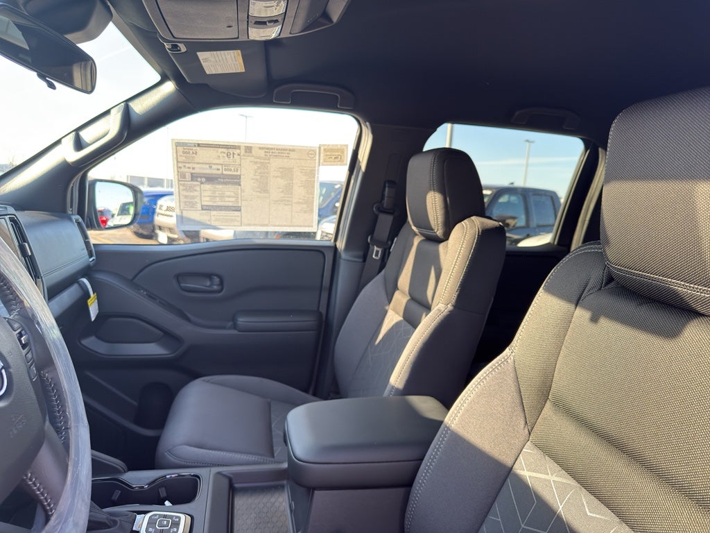 2026 Nissan Frontier Crew Cab 4x4 SV