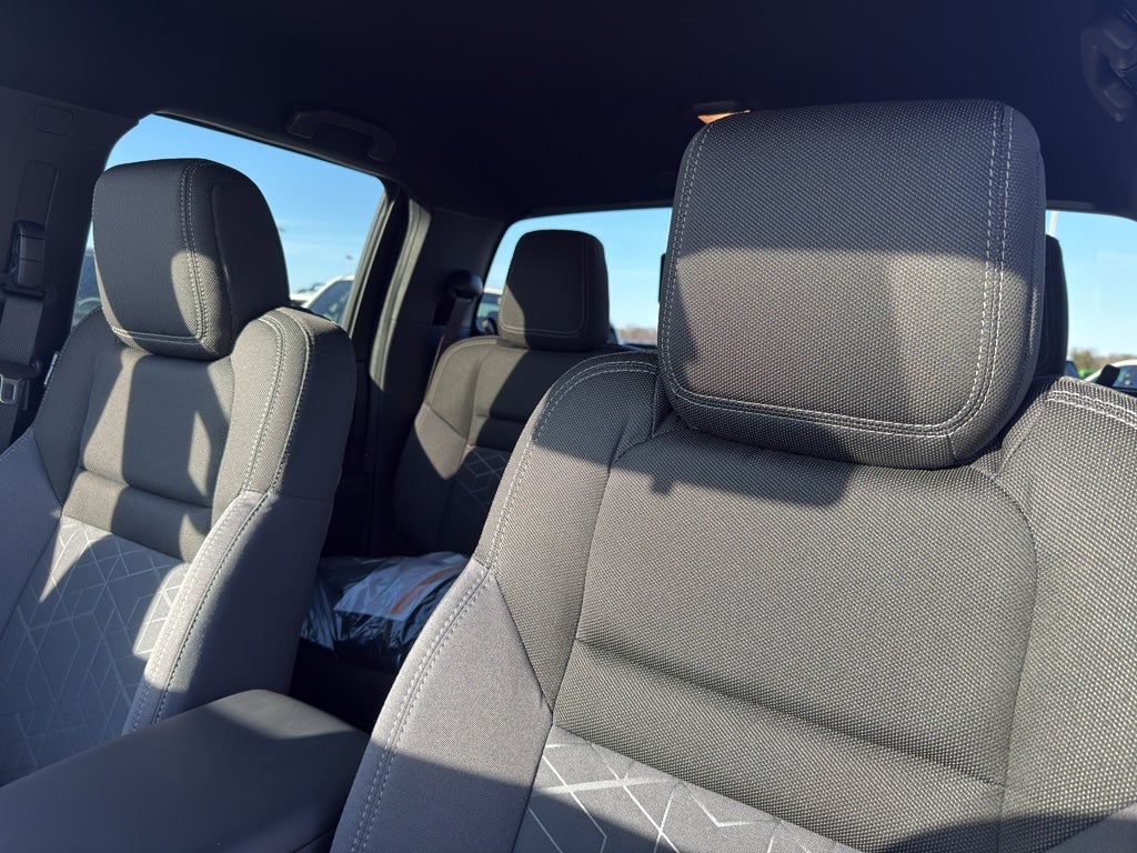 2026 Nissan Frontier Crew Cab 4x4 SV