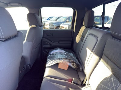 2026 Nissan Frontier Crew Cab 4x4 SV