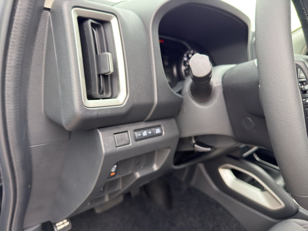 2026 Nissan Frontier Crew Cab 4x4 SV