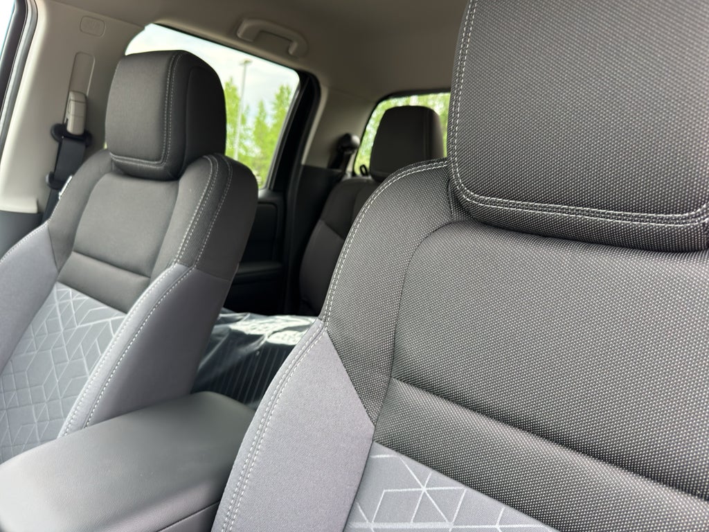 2026 Nissan Frontier Crew Cab 4x4 SV