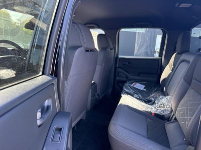 2027 Nissan Frontier Crew Cab 4x4 SV