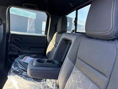 2027 Nissan Frontier Crew Cab 4x4 SV