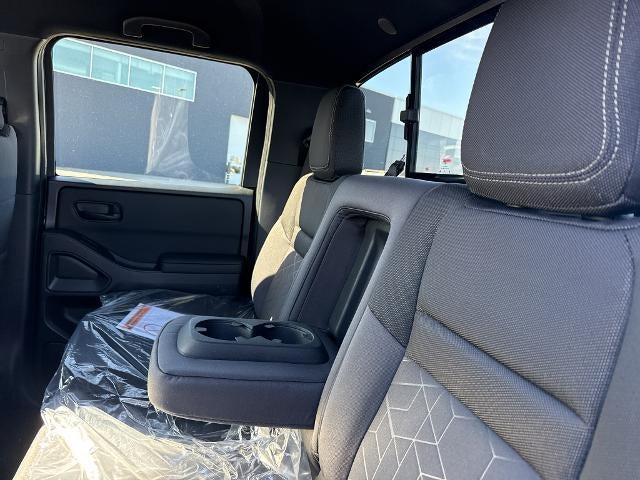 2027 Nissan Frontier Crew Cab 4x4 SV