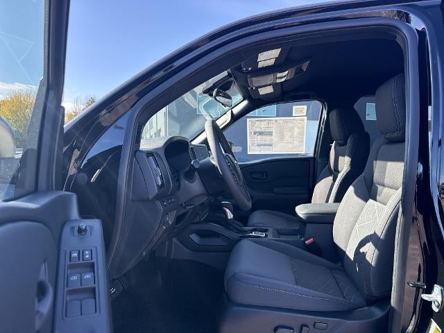 2027 Nissan Frontier Crew Cab 4x4 SV