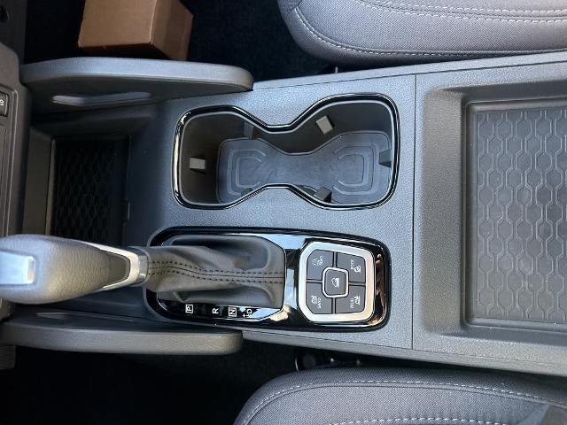2027 Nissan Frontier Crew Cab 4x4 SV