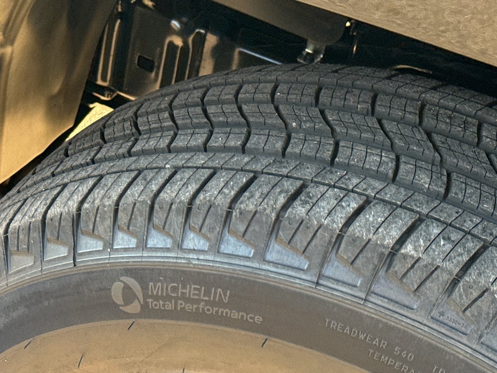 2026 Nissan Frontier Crew Cab 4x4 SV