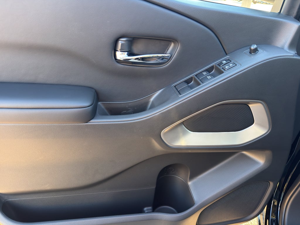 2026 Nissan Frontier Crew Cab 4x4 SV