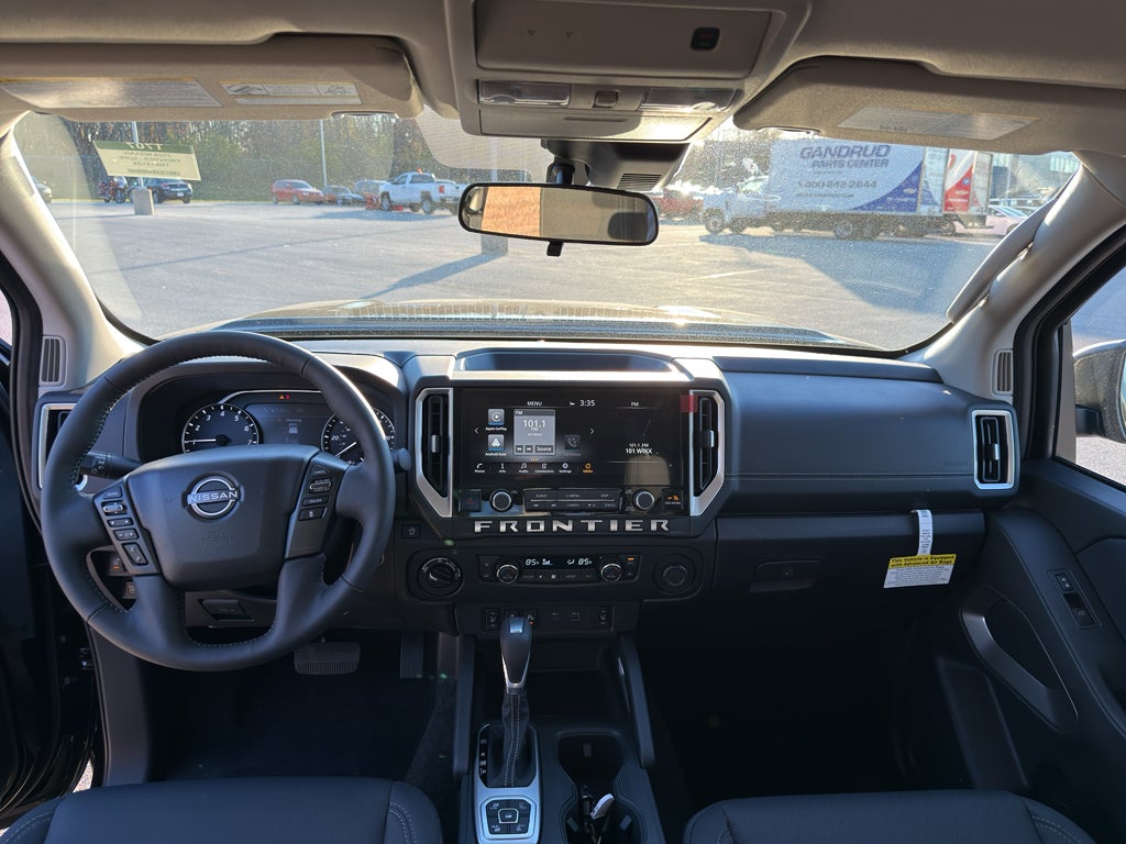 2026 Nissan Frontier Crew Cab 4x4 SV