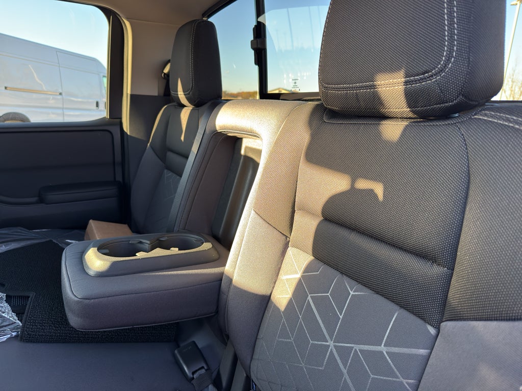 2026 Nissan Frontier Crew Cab 4x4 SV