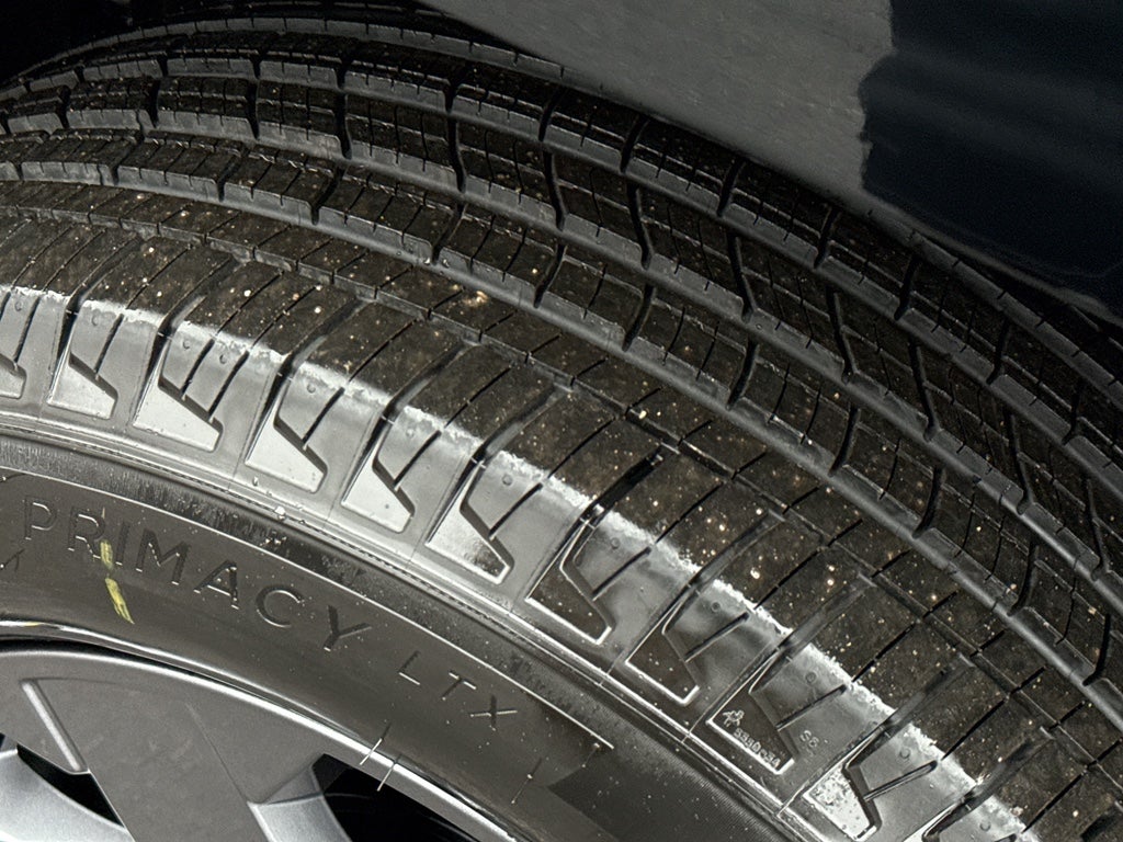 2026 Nissan Frontier Crew Cab 4x4 SV