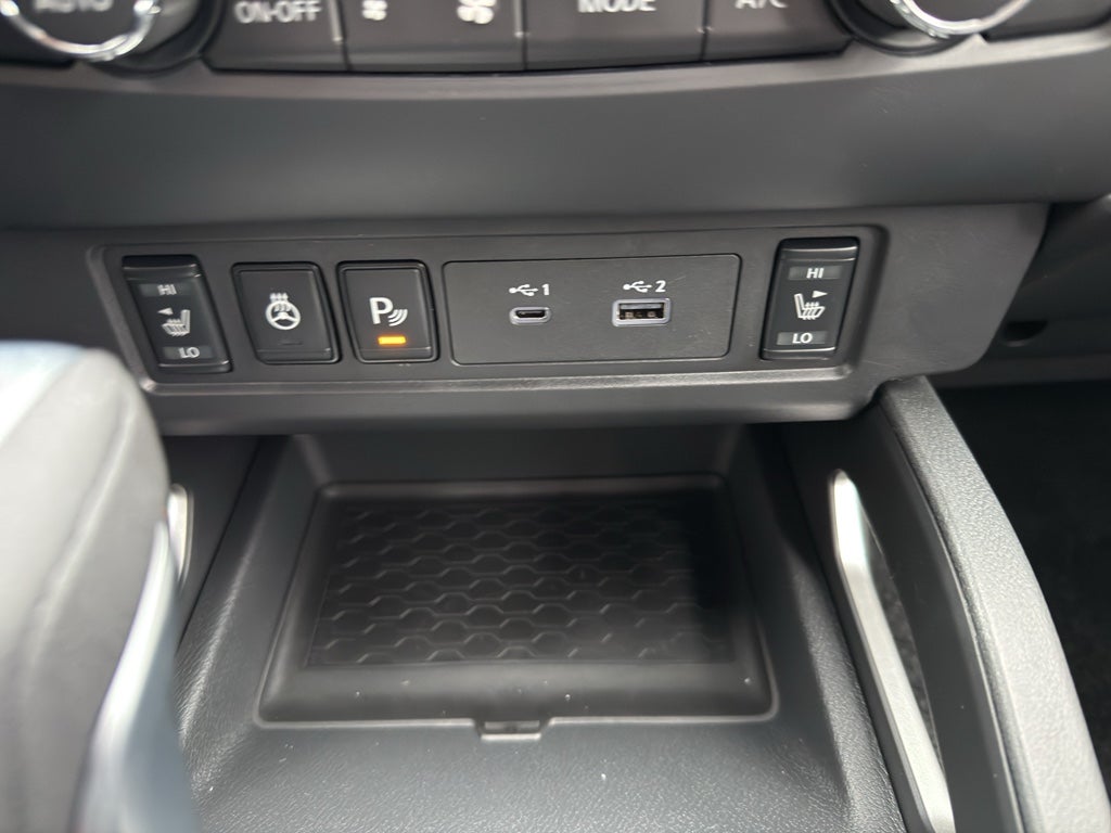 2026 Nissan Frontier Crew Cab 4x4 SV