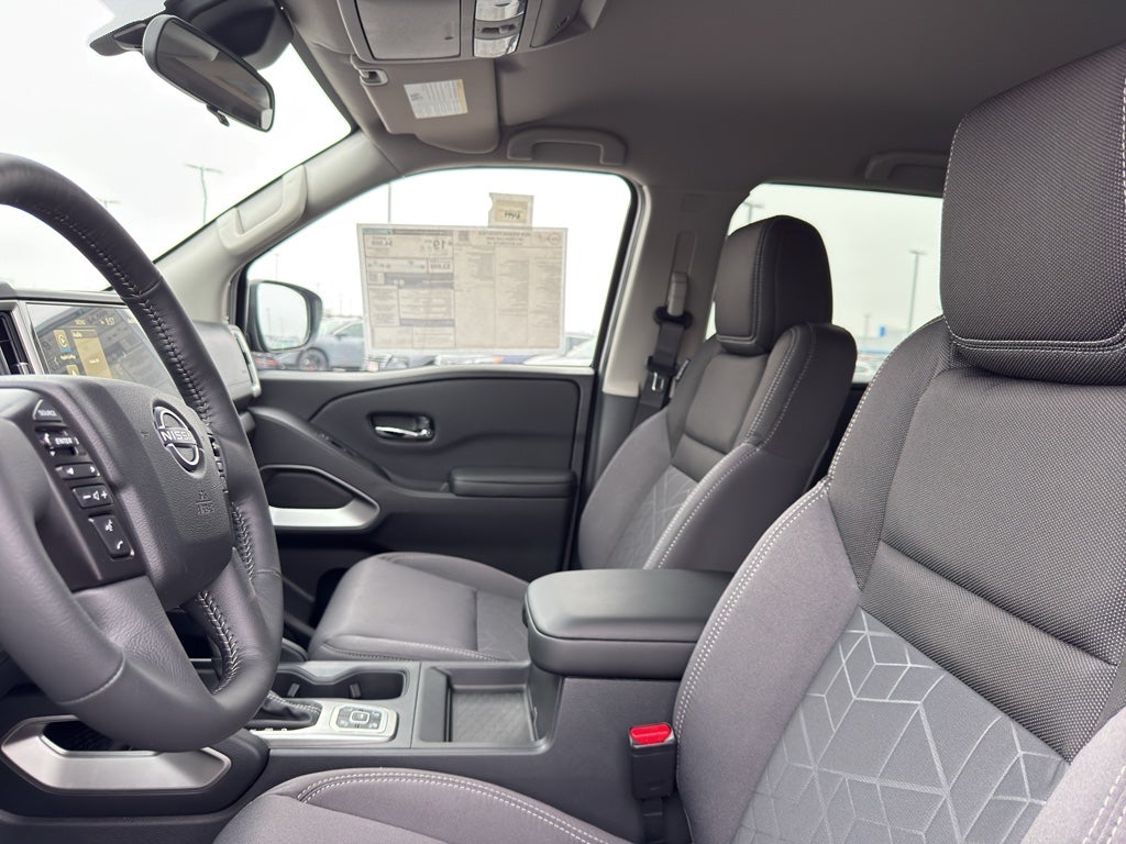 2026 Nissan Frontier Crew Cab 4x4 SV